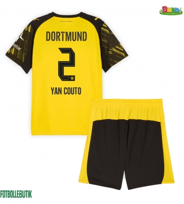 Borussia Dortmund Yan Couto #2 Hemmaställ Barn 2025-26 Kortärmad (+ Korta byxor)